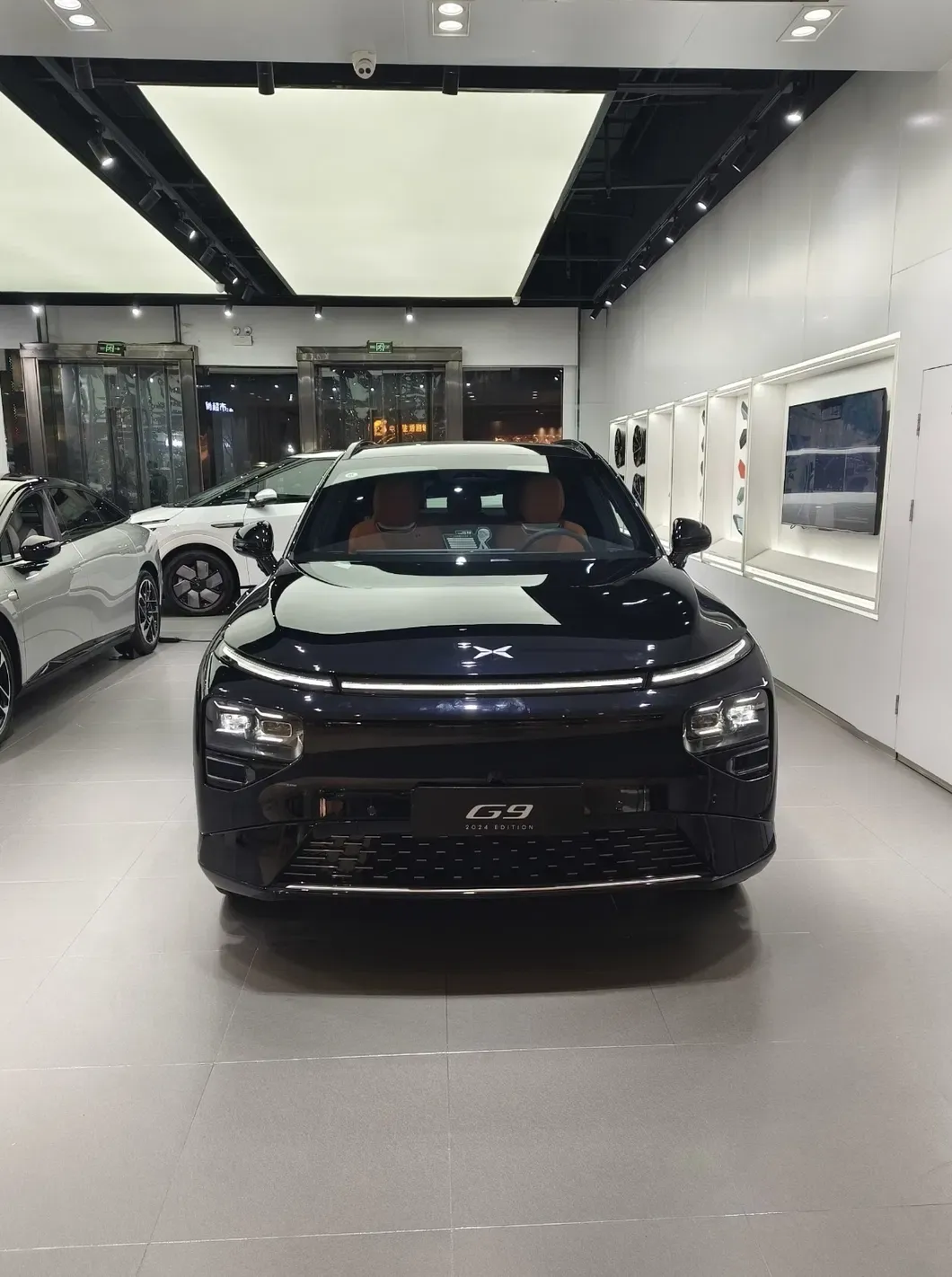 imgi_61_Xpeng-G9-Long-Range-EV-SUV-Rwd-Awd-5-Seats-Electric-Car Xpeng G9 Long-Range EV SUV Rwd/Awd 5 Seats Electric Car– In Stock in China | Hybrid Vehicles From China - Image 1