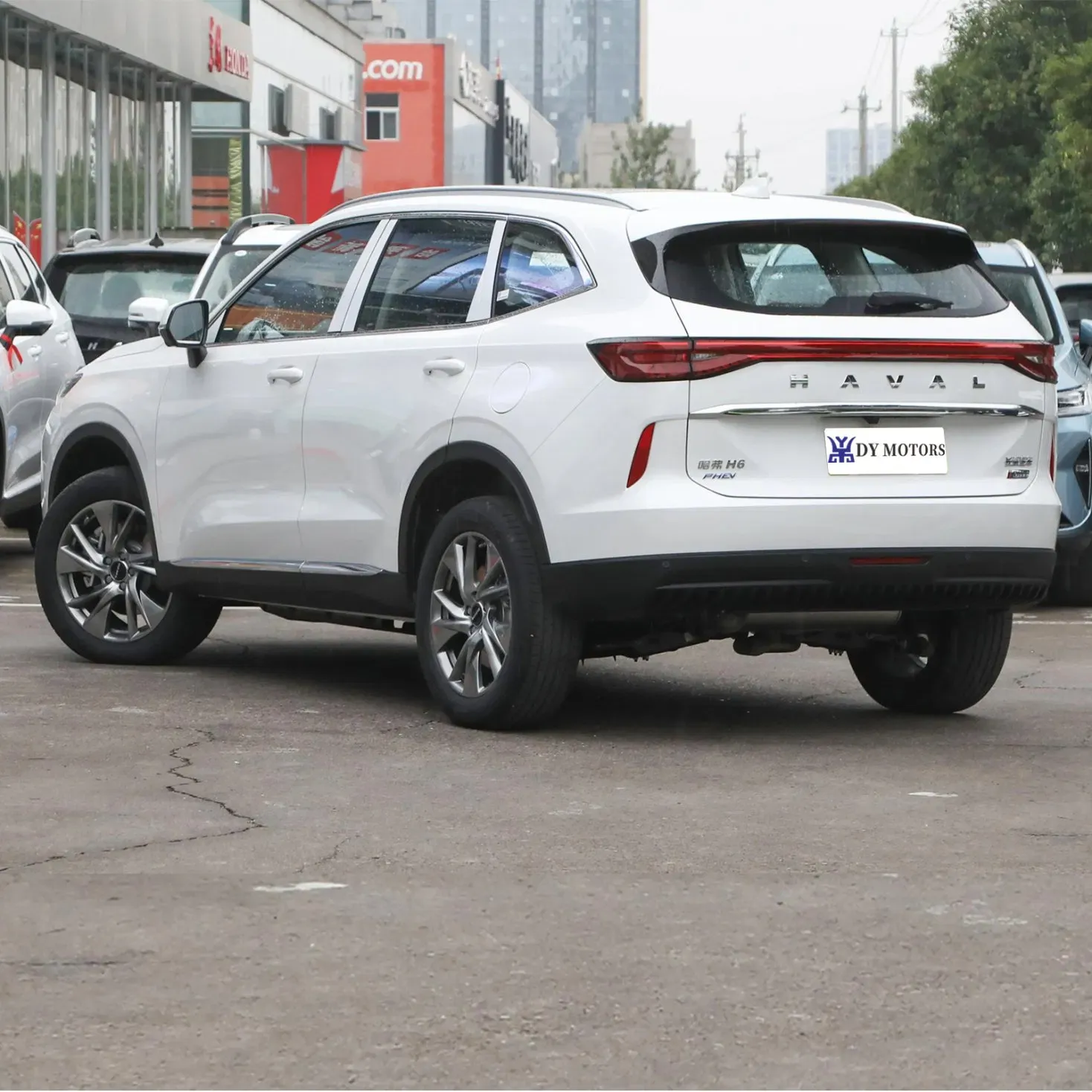 imgi_24_2023-Brand-New-Haval-H6-Phev-Car-Compact-Hybrid-SUV-EV-Wholesale Haval H6 Phev Car Compact Hybrid SUV– Buy Direct From China | Luxury Cars From China - Image 1